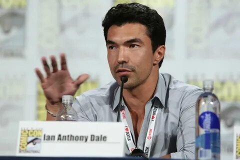 Ian Anthony Dale is a Star on the Rise! - VIVA GLAM MAGAZINE