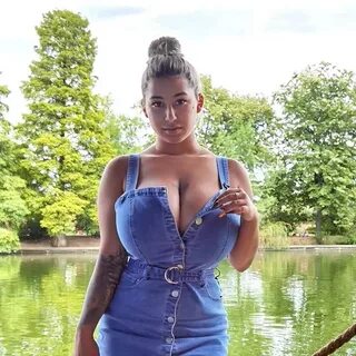 Bodaciously busty babe Selly Madelline Give a follow to http