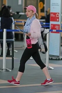 Dove Cameron Booty in Leggings - Vancouver Airport, February