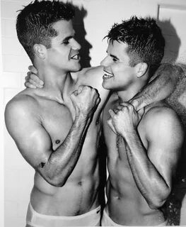 Max and Charlie Carver played Preston and Porter Scavo - Sit