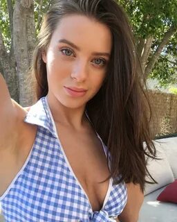 Lana Rhoades Fans på Twitter: "Unrivaled Beauty #DreamWoman 