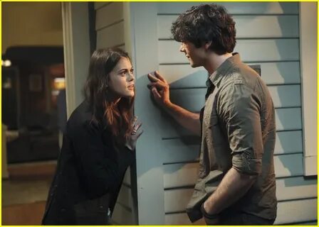 Lindsey Shaw and Ethan Peck Have Great Expectations Photo 36