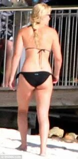 Lindsey Vonn in a Bikini -02 GotCeleb