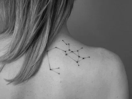 tattoos on back and shoulder #Tattoosonback Sagittarius cons