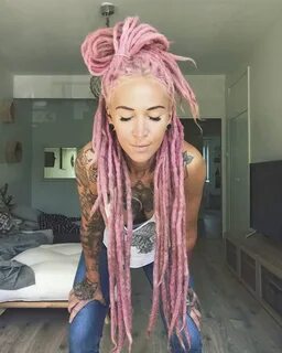 14. Cool Dread Style.