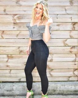 51 Sexy Tit Pictures Lauren Alaina Reveals Her Amazing Body