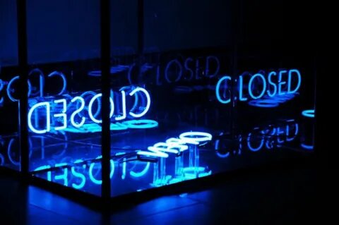 closed neon neon lights dark blue blue blue theme blue aesth