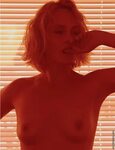 Amber Valletta Nude The Fappening - Page 6 - FappeningGram