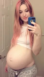 Pregnant Woman 64 by JessicaMeyrodonskay on DeviantArt