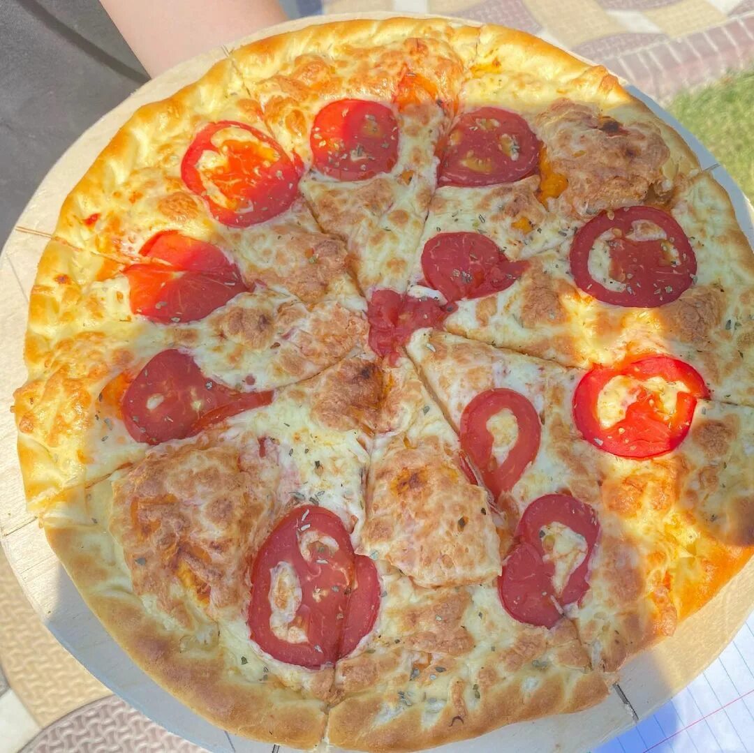 сколько калорий в 1 кусочке пиццы маргарита фото 116