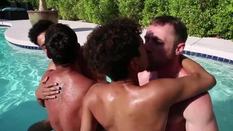 Marco Paris, Cade Maddox, Rio Rodriguez & Markis Fittz - Gay