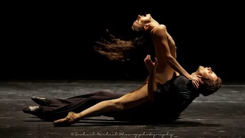 Nina Zmievets and Oleg Gabyshev - Ballet: The Best Photograp