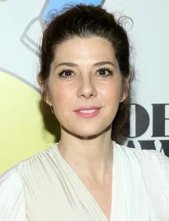 Marisa Tomei Ponytail - Hair Lookbook - StyleBistro