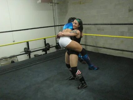 New England Female Wrestling - Videos