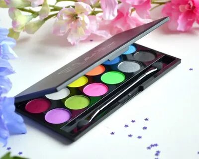 Палетка теней Sleek MakeUp Eyeshadow Palette I-Divine 12 тон