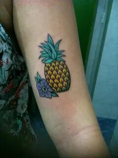 pineapple tattoo Tatuagem abacaxi, Tatuagens pequenas e simp