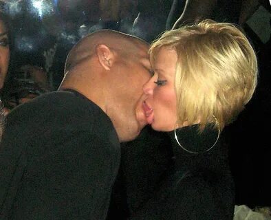 jenna-jameson-tito-ortiz-tongue-04.jpg (image)