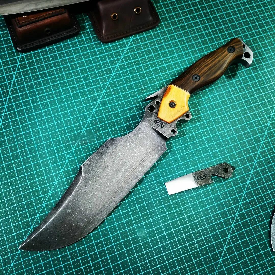 vcacustom #customknives #knifeporn #knifeology #instaknives #knifeproject #...