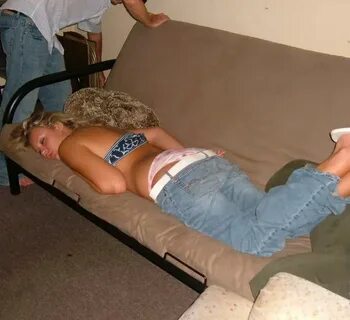 Very Drunk Girls: Drunk Girls: Passed Out 1