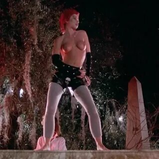 Linnea Quigley - Reddit NSFW