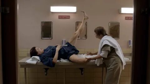 Orange is the new black first episode boobs