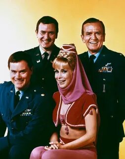 I Dream of Jeannie (With images) I dream of jeannie, Dream o