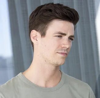 Grant Gustin at SDCC 2017 Grant gustin, Grant gustin hair, T