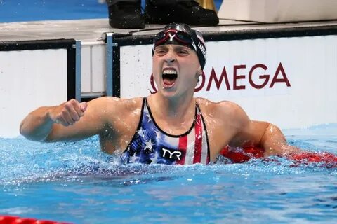 Katie Ledecky / Five Events And 6 000 Meters In The Pool Kat