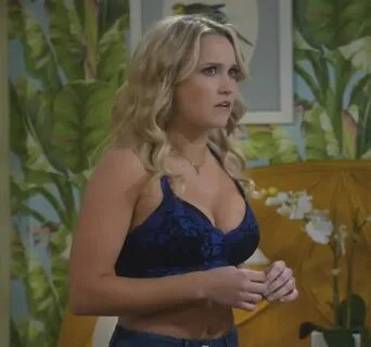 Pop Minute - Emily Osment Bra Jeans Young And Hungry Photos 