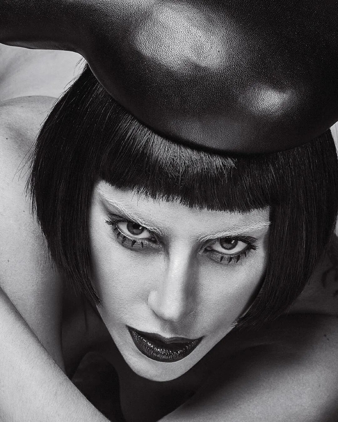 ...vmagazine) Instagramissa: ”@LadyGaga wears a @philiptreacy headpiece in ...