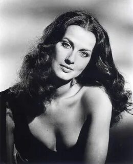 Joyce Davenport Veronica hamel, Veronica, Classic girl