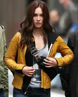 Pin by miv on Megan Fox Megan fox, Leather jacket, Bomber ja