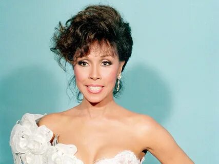 Diahann Carroll, Oscar-nominated, pioneering actress, dies -