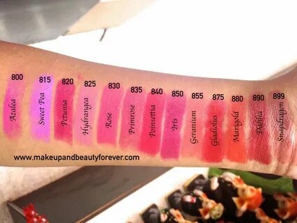 Губная помада (1) NEW Revlon Ultra HD Lipstick, You Choose: 