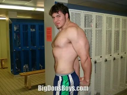 Tall Bodybuilders Page 15