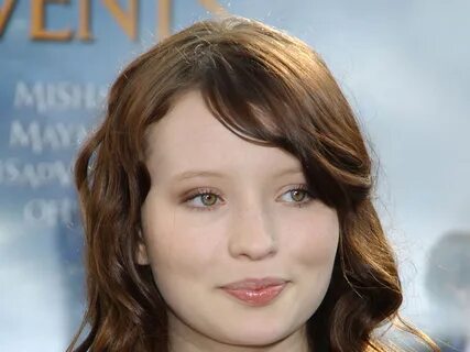 Emily Browning Wallpaper posted by Ethan Tremblay