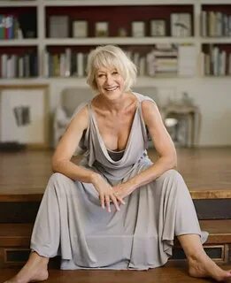 Pin by Gary Moraco on Fine lookin women. Helen mirren, Helen