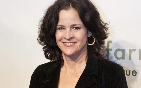 Ally Sheedy OSOBNOSTI.cz