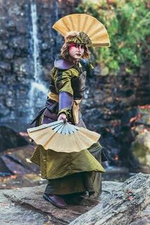 Kyoshi Warrior Cosplay by Rose Lyon Atelier