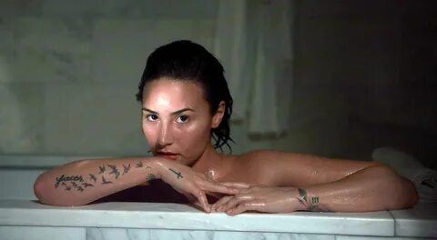 Demi Lovato Nude - 2022 ULTIMATE COLLECTION - Scandal Planet