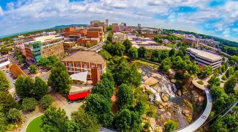 Looking for a hotel in Greenville, South Carolina? Here are 