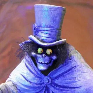 Hatbox Ghost Maquette by Kevin & Jody Hatbox ghost, Haunted 