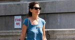 Katie Holmes Keeps It Casual While Picking Up Food To-Go - H