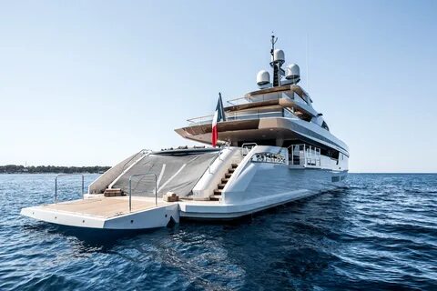 Vertige - Swim Platform - Luxury Yacht Browser by CHARTERWOR