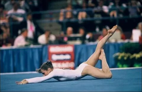 Kerri Strug Feet (7 photos) - celebrity-feet.com