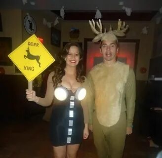 Such an awesome Halloween costume idea! Funny couple hallowe