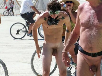 Provocative Wave for Men: Naked Men at Burning Man