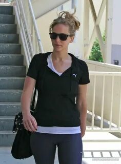 Jennifer Lawrence Jogs in Santa Monica Hi Res Candids on 06/