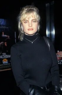 Index of /photos/actresses/e/eleniak_erika