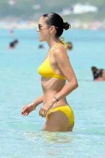 Jennifer Connelly Jennifer connelly bikini, Jennifer connell